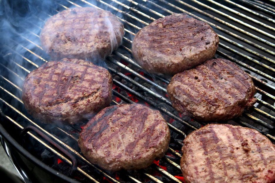 Hamburgers op barbecue
