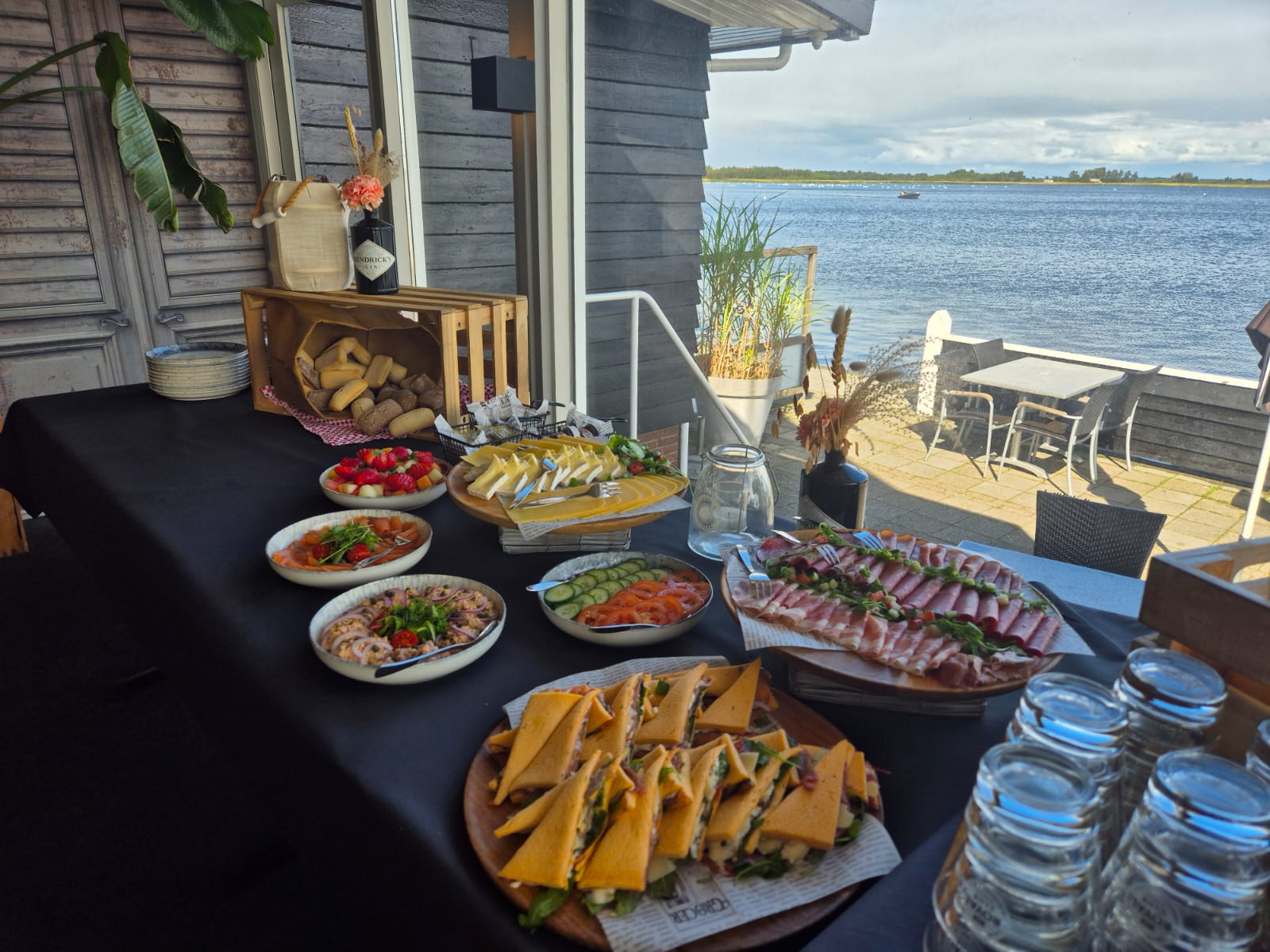 Lunch broodje gerookte zalm